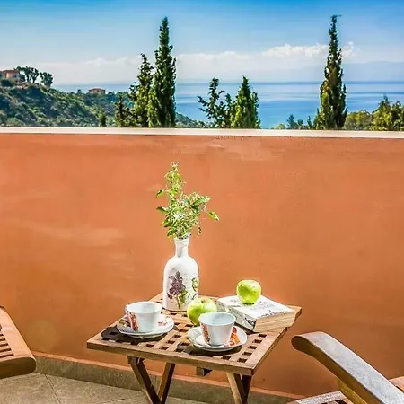 Villa Ratzakli Sleeps 7 Pool Air Con Wifi