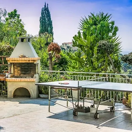 Villa Ratzakli Sleeps 7 Pool Air Con Wifi
